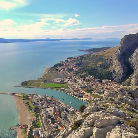 Antonia * Omiš